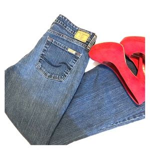 LEVIS midrise jeans.